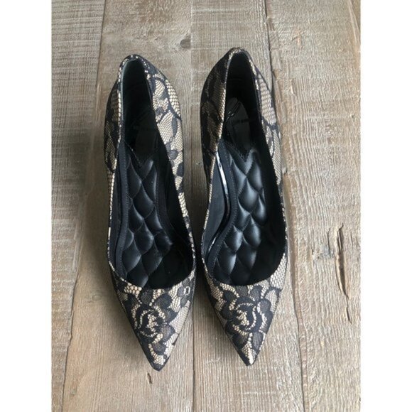 Brian Atwood Lace Pattern Lace Trim Embellishment Pumps Black Size 9 - Picture 4 of 9